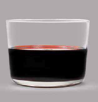 Red fruit oil